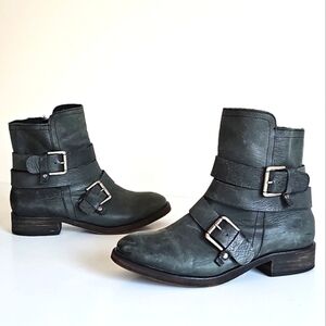 TREASURE & BOND Women's Size 7.5 Gray Distressed Sabana Short Leather Moto Boot